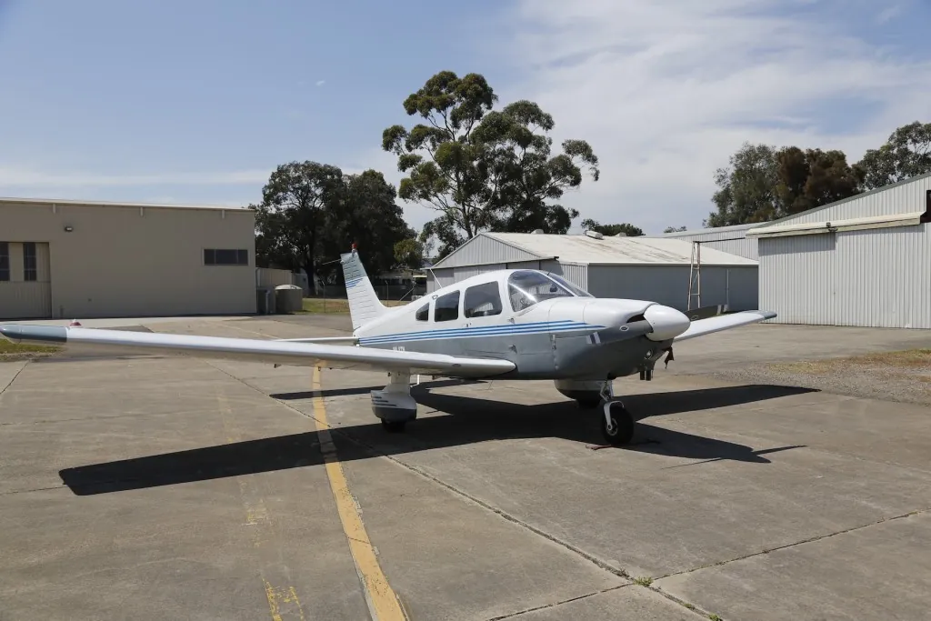 VH-KTN exterior, viewed from the front quarter